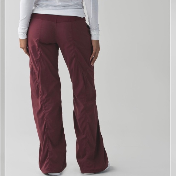 SOLD Lululemon athletics studio lined pant size 4 - Picture 3 of 6